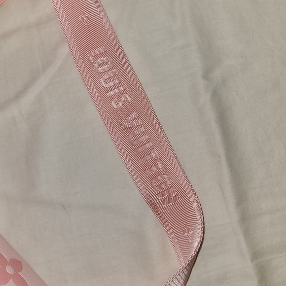 Handbag - Picture 4 of 11